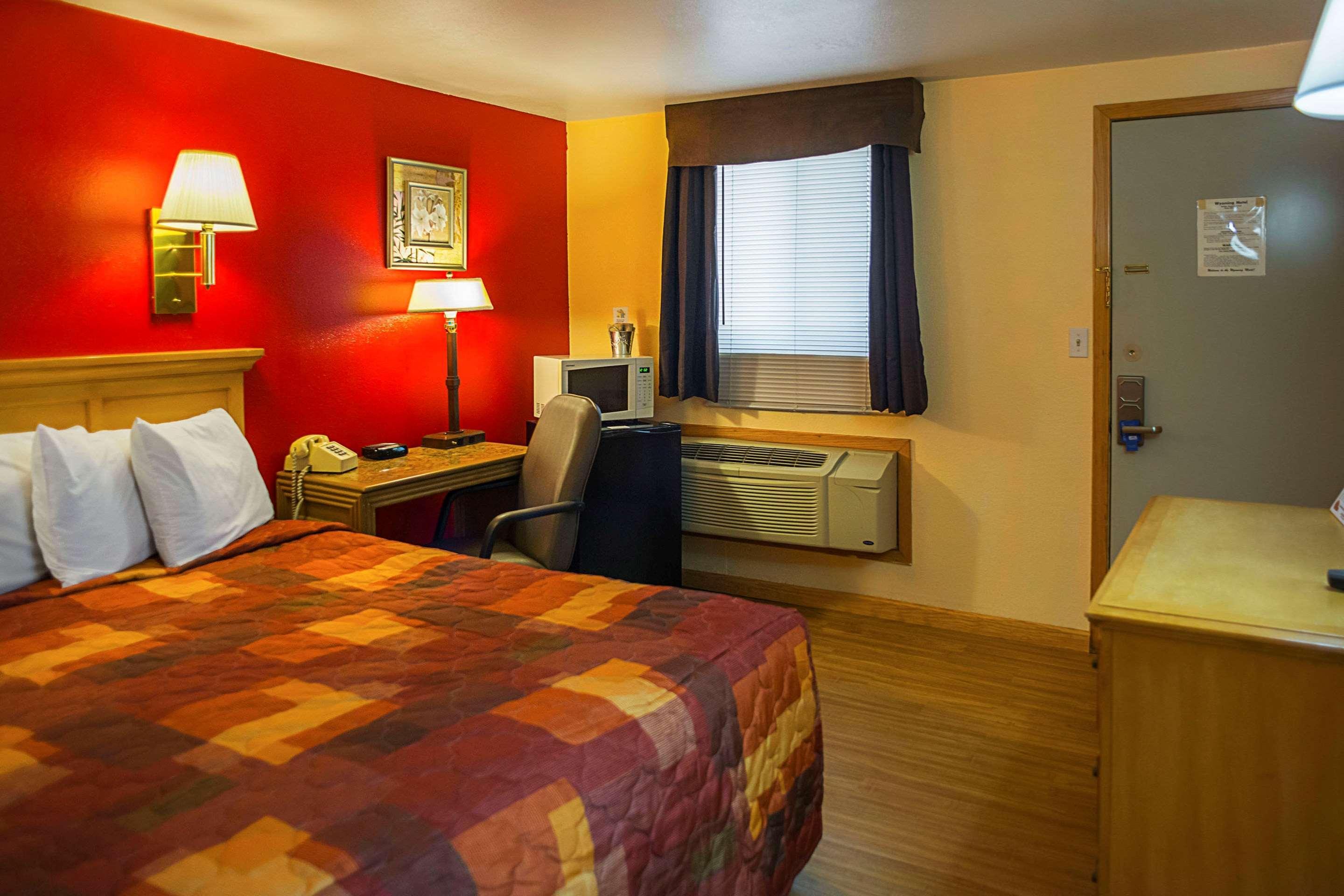 Rodeway Inn Buffalo Exterior foto